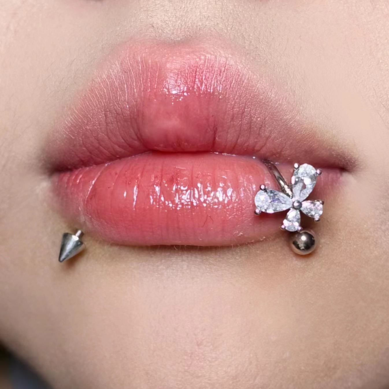 Kolczyk do ust z tytanu ASTM F – Body Jewelry Labret recenzja i cena